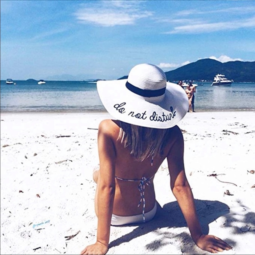 🎉Host Pick🎉 Do Not Disturb’ On-Vaca Hat